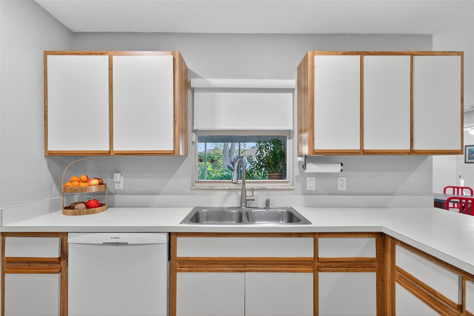 COLONIAL OAKS - Residential