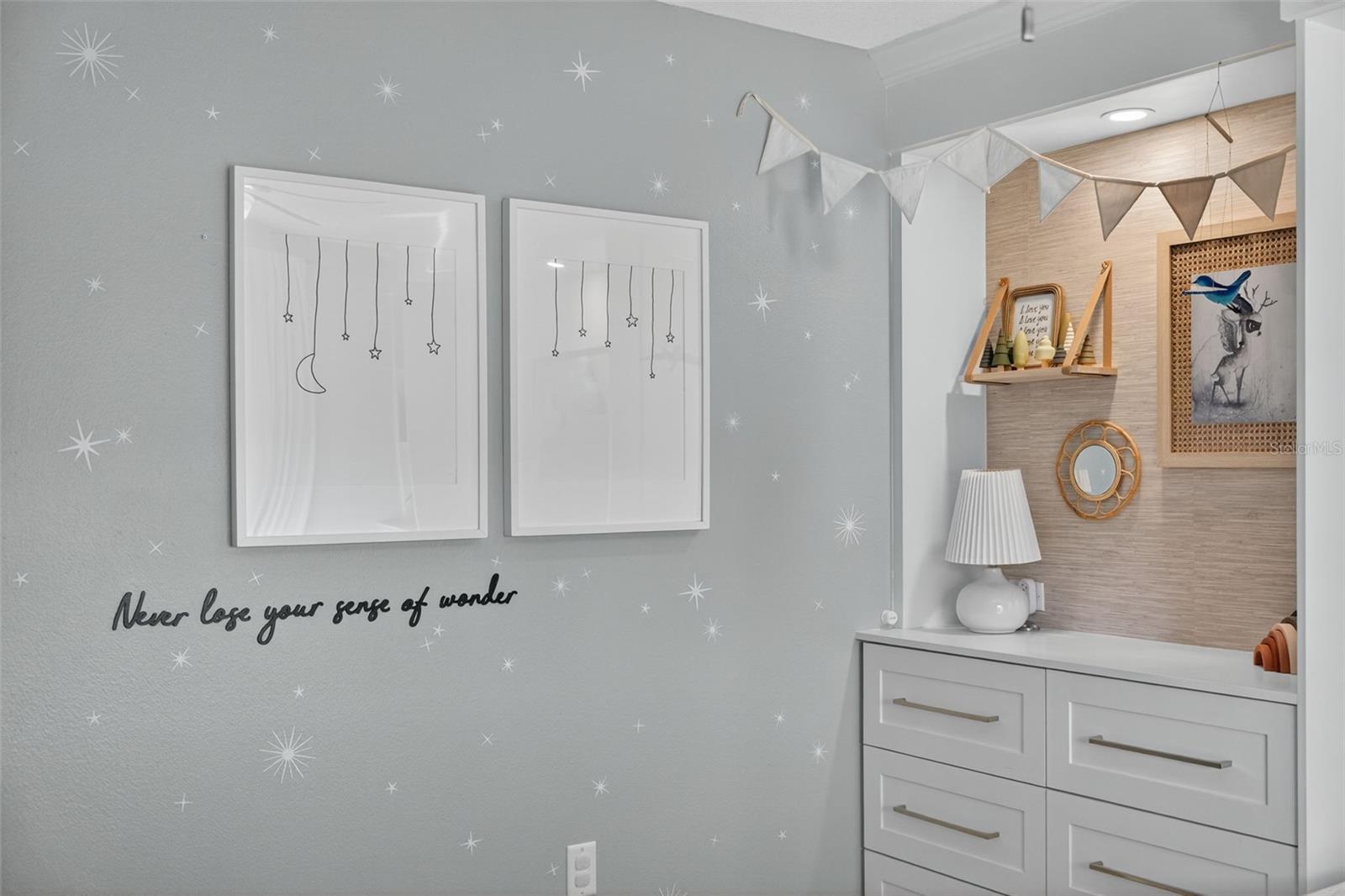 COLONIAL OAKS - Residential