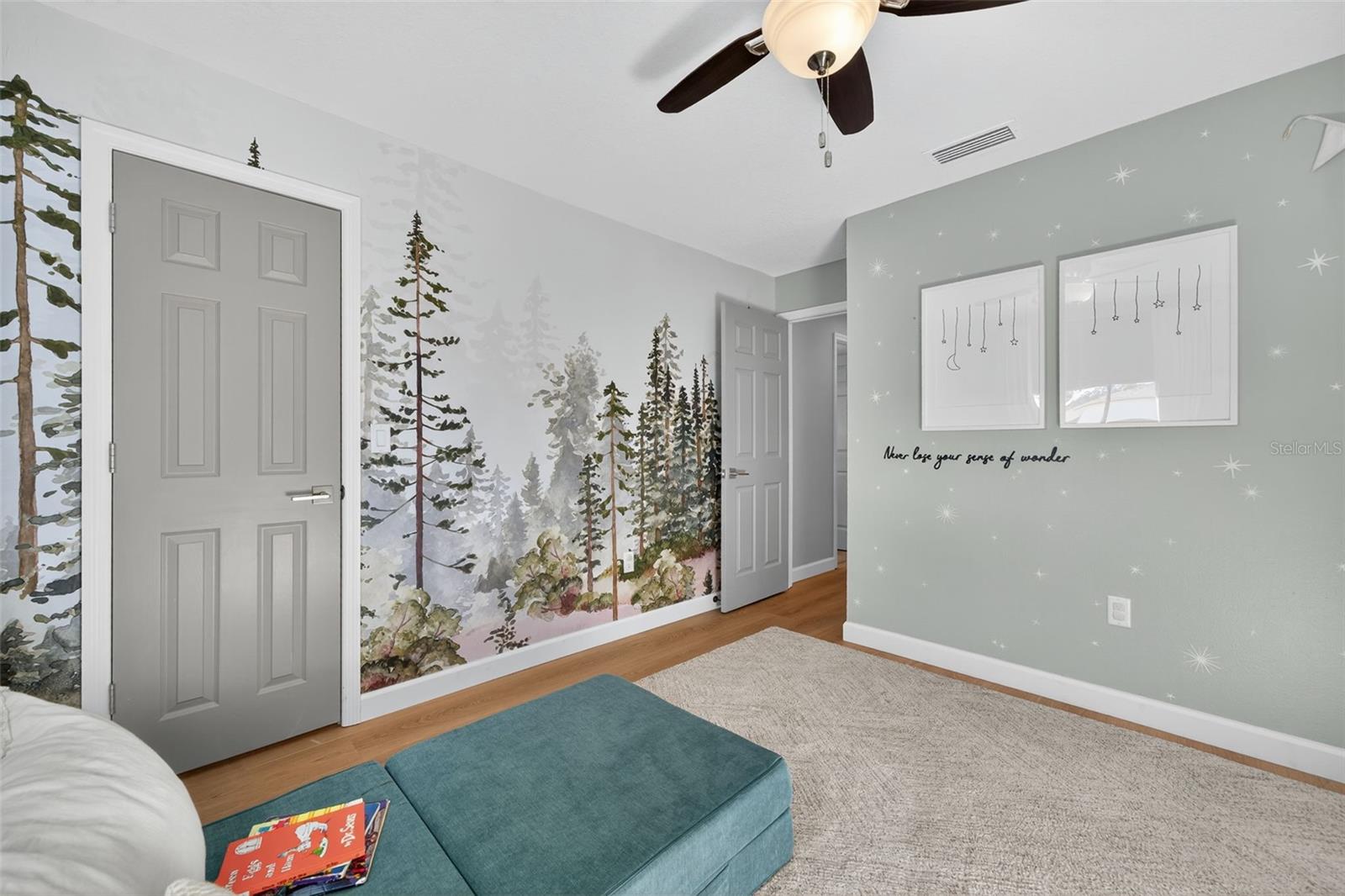 COLONIAL OAKS - Residential