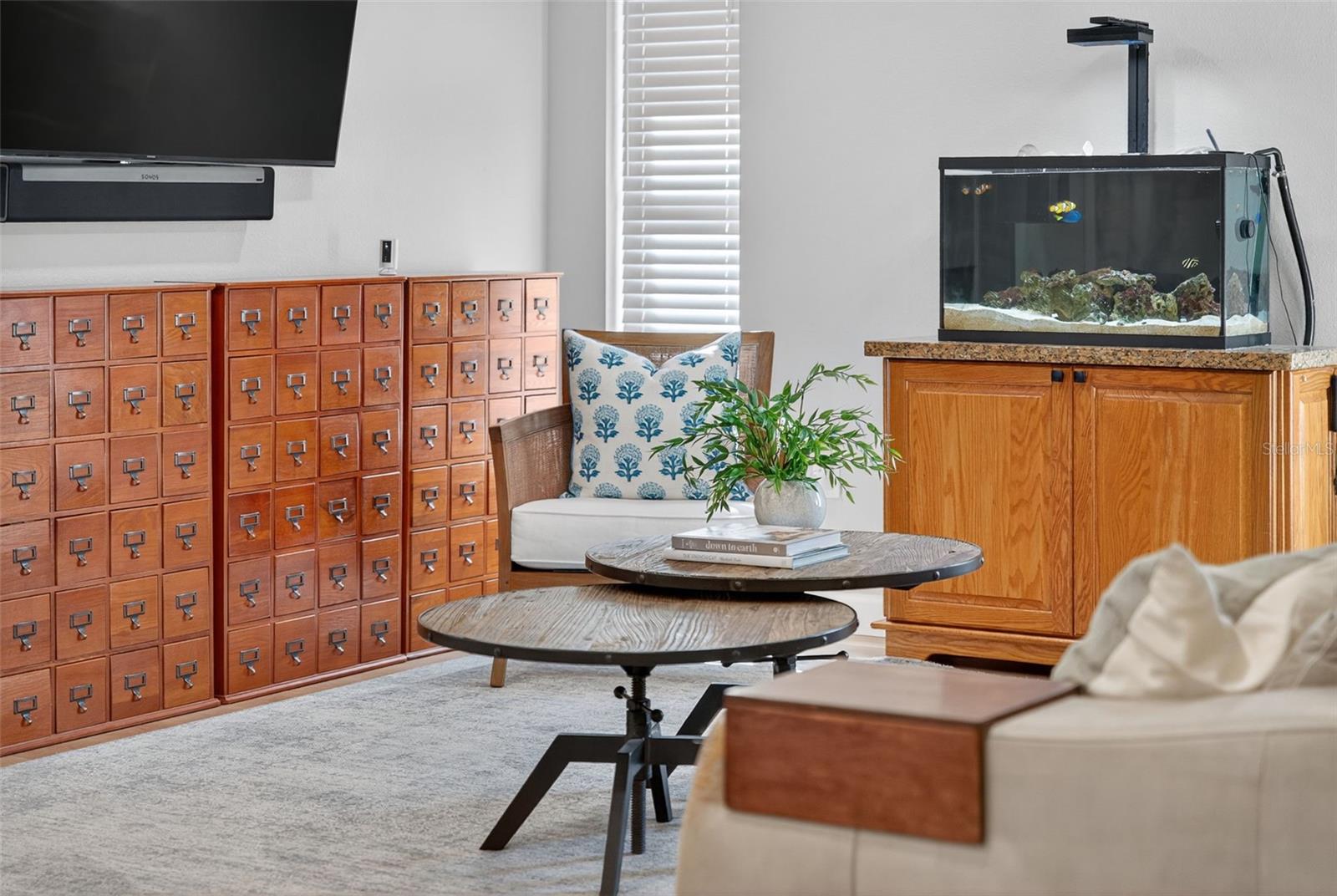 COLONIAL OAKS - Residential