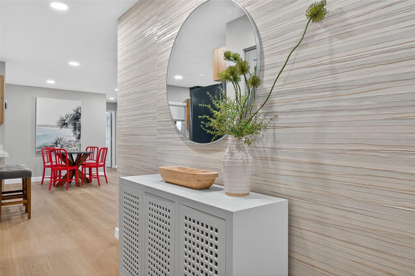 COLONIAL OAKS - Residential