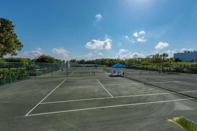 BAYPORT BCH & TEN PH F - Residential Lease