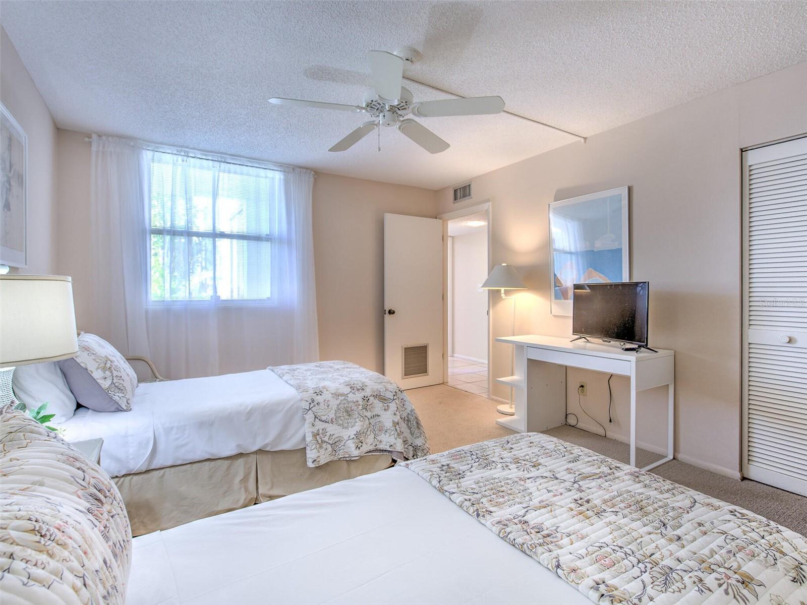BAYPORT BCH & TEN PH F - Residential Lease