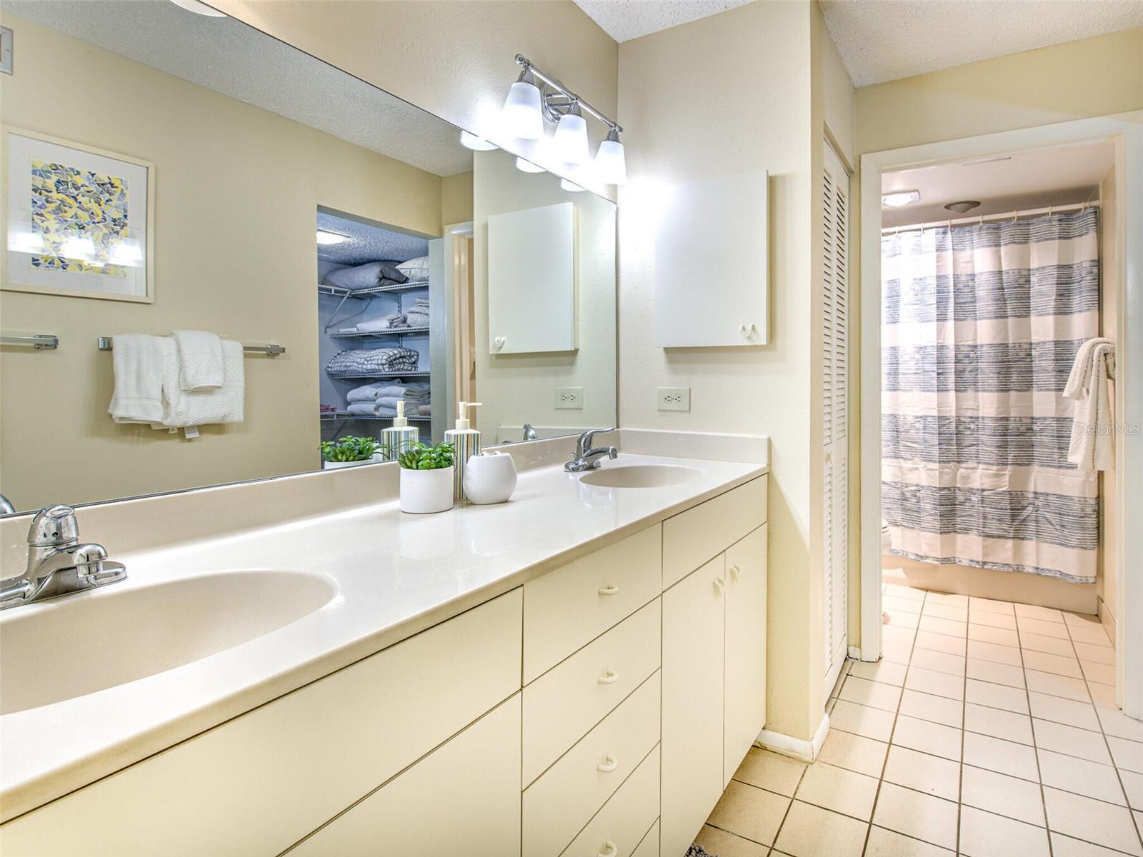 BAYPORT BCH & TEN PH F - Residential Lease