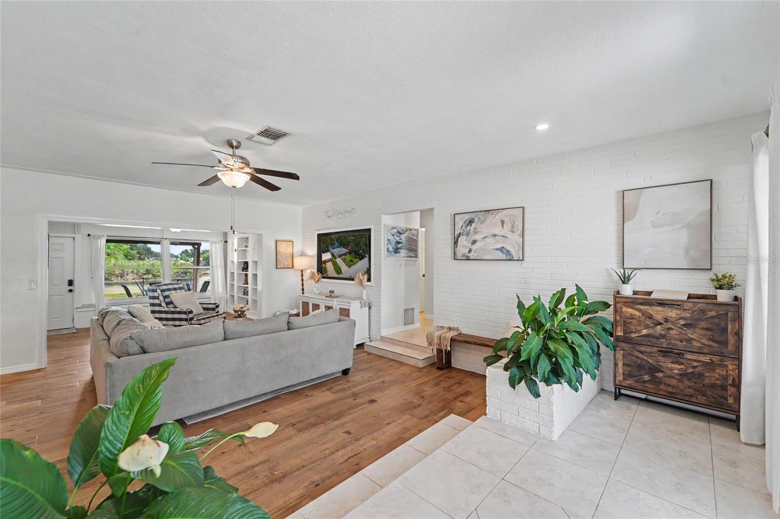 8879 LAKEWOOD DRIVE