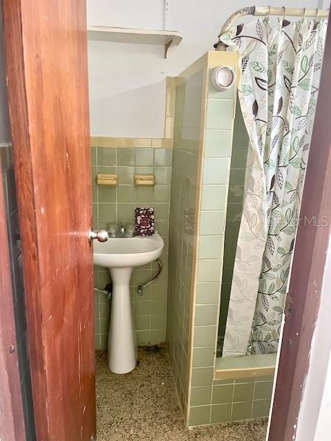 URBANIZACION ALTAMESA - Residential