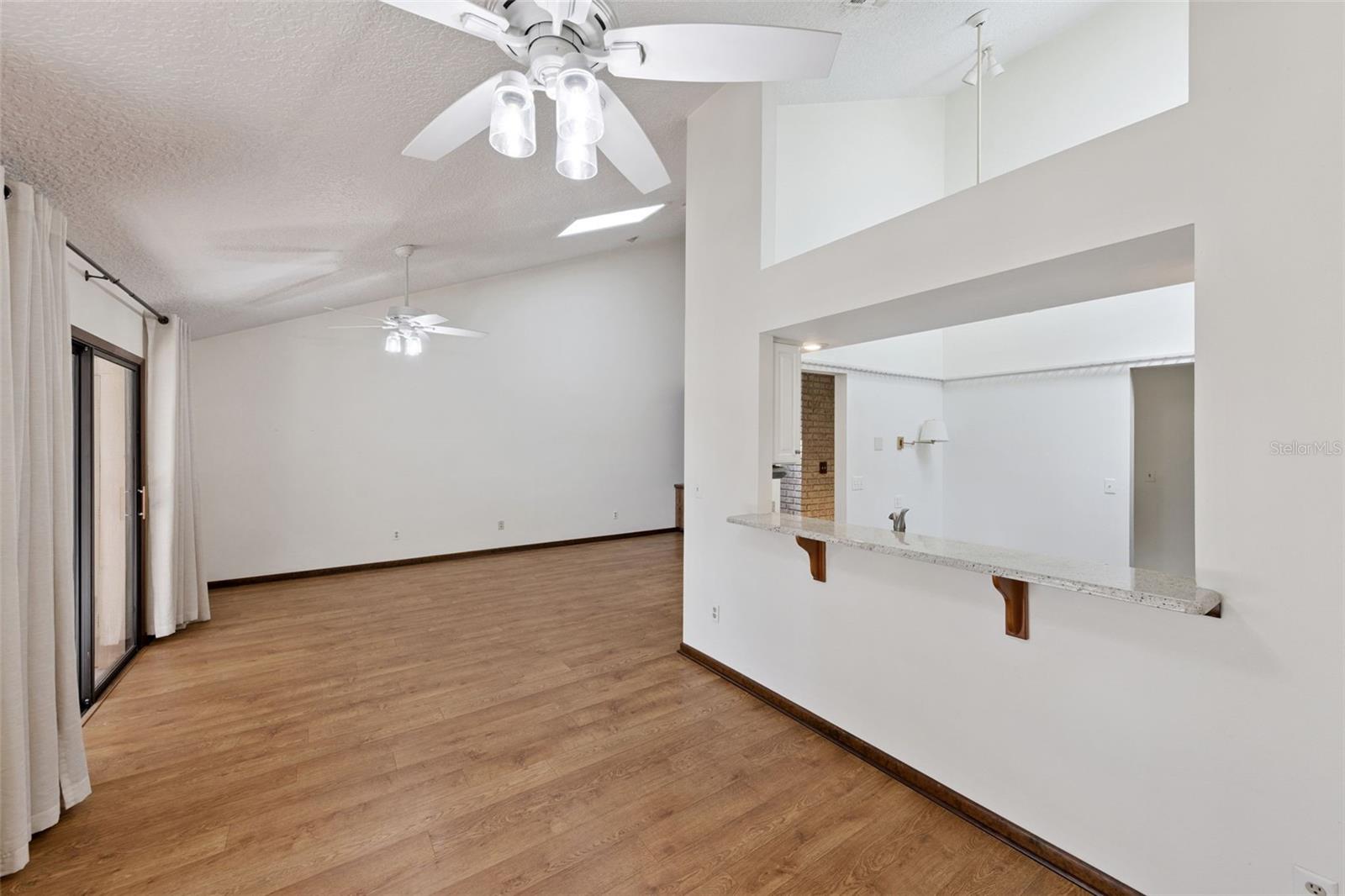 FEATHER EDGE A CONDO - Residential