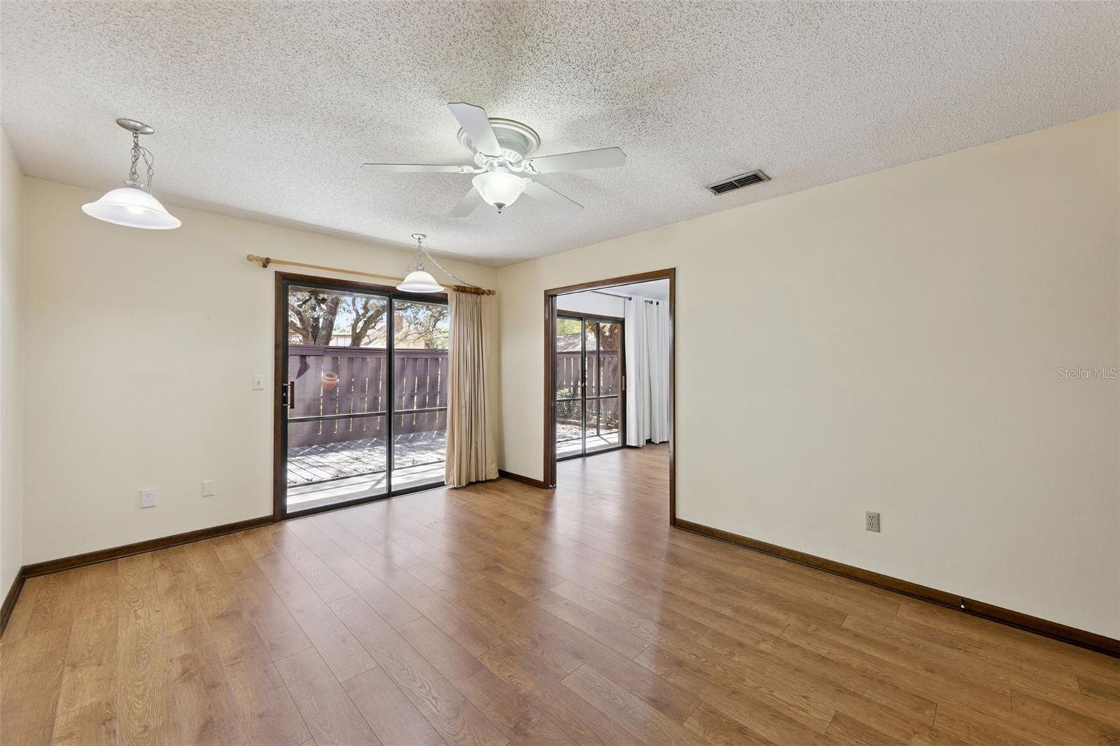 FEATHER EDGE A CONDO - Residential