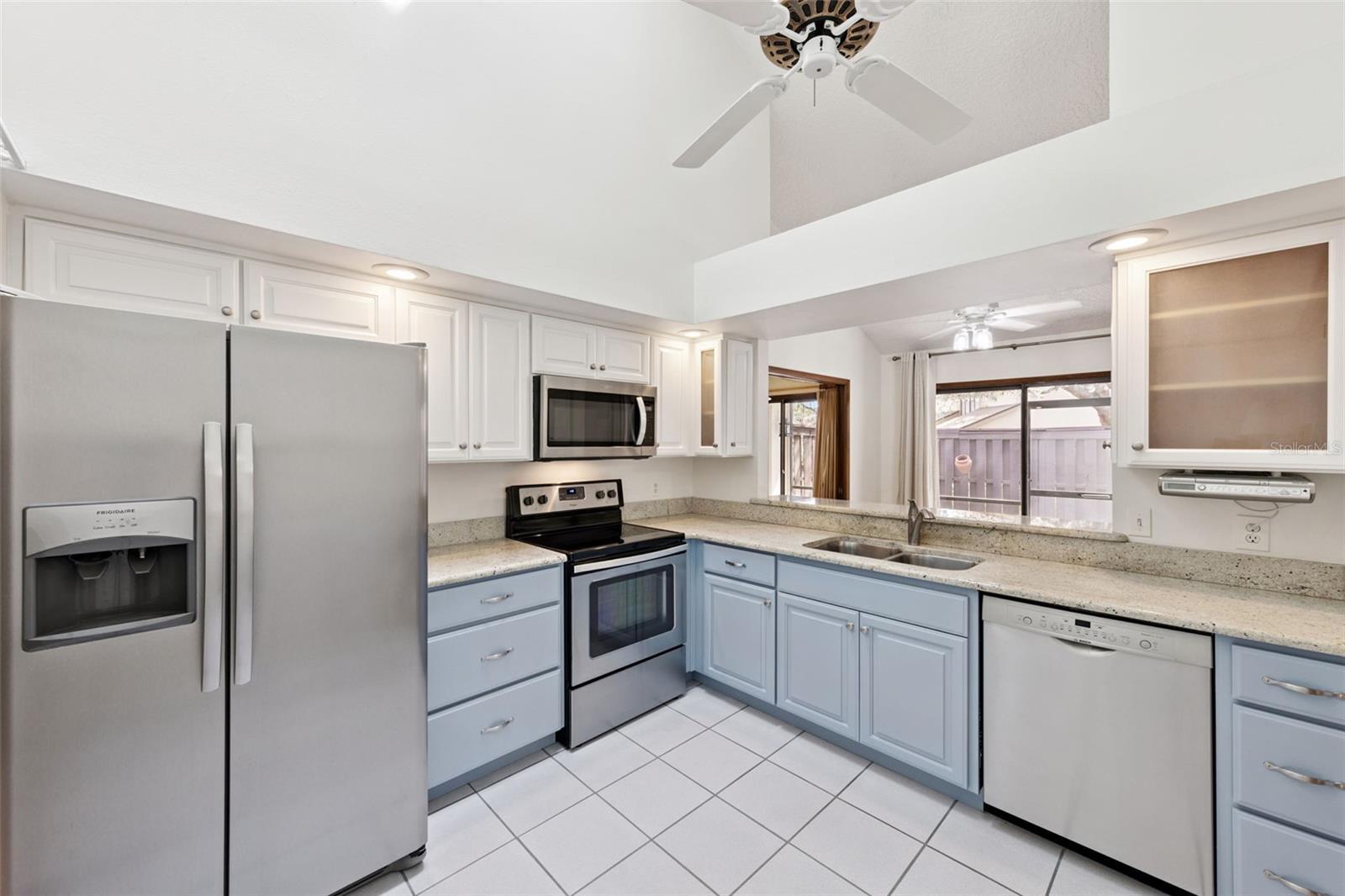 FEATHER EDGE A CONDO - Residential