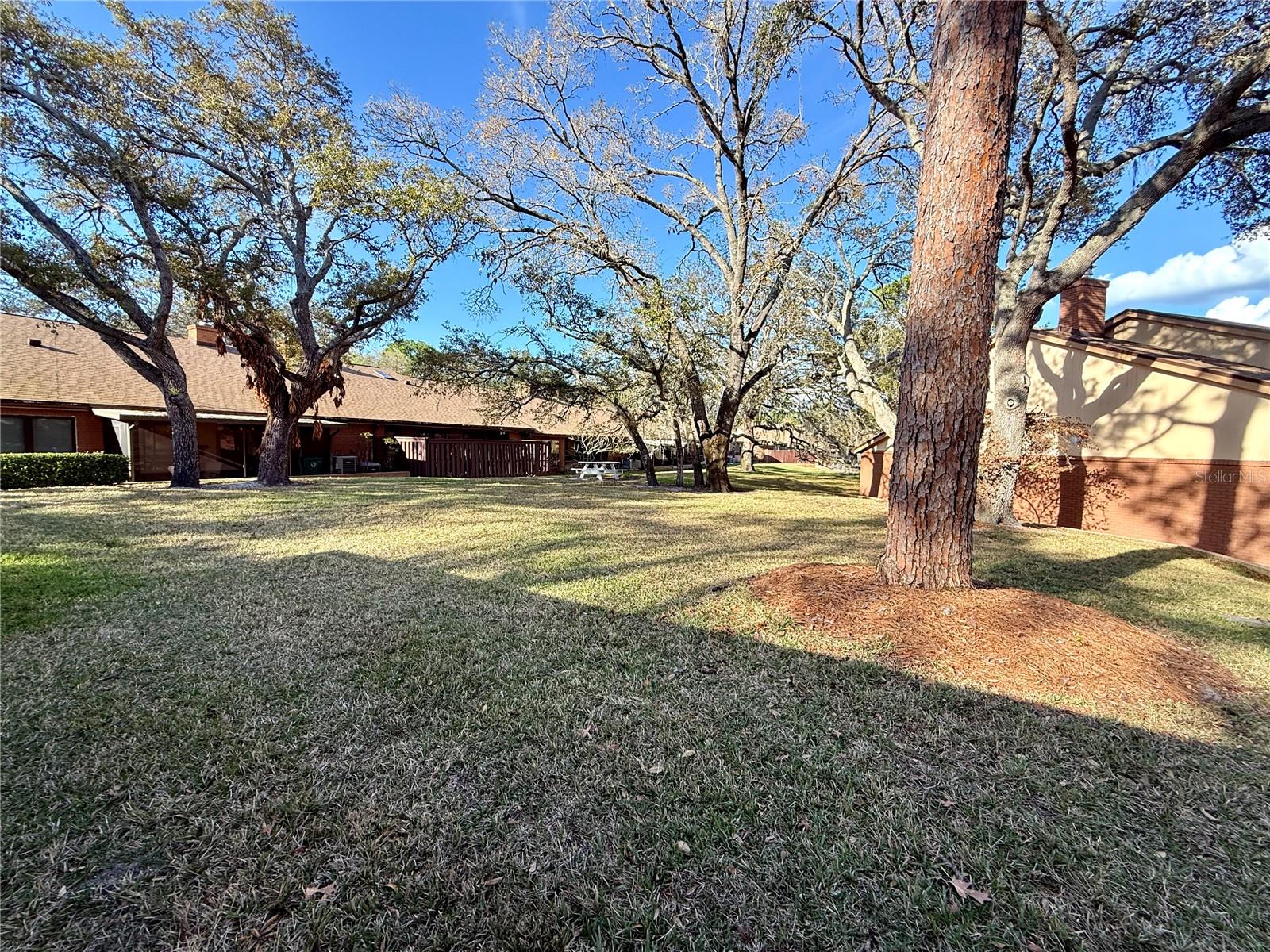 FEATHER EDGE A CONDO - Residential