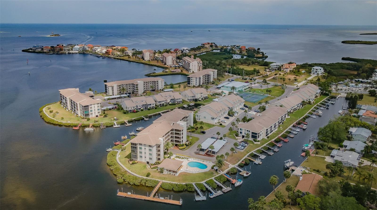 SAND PEBBLE POINTE CONDO 01 AMD 02 - Residential