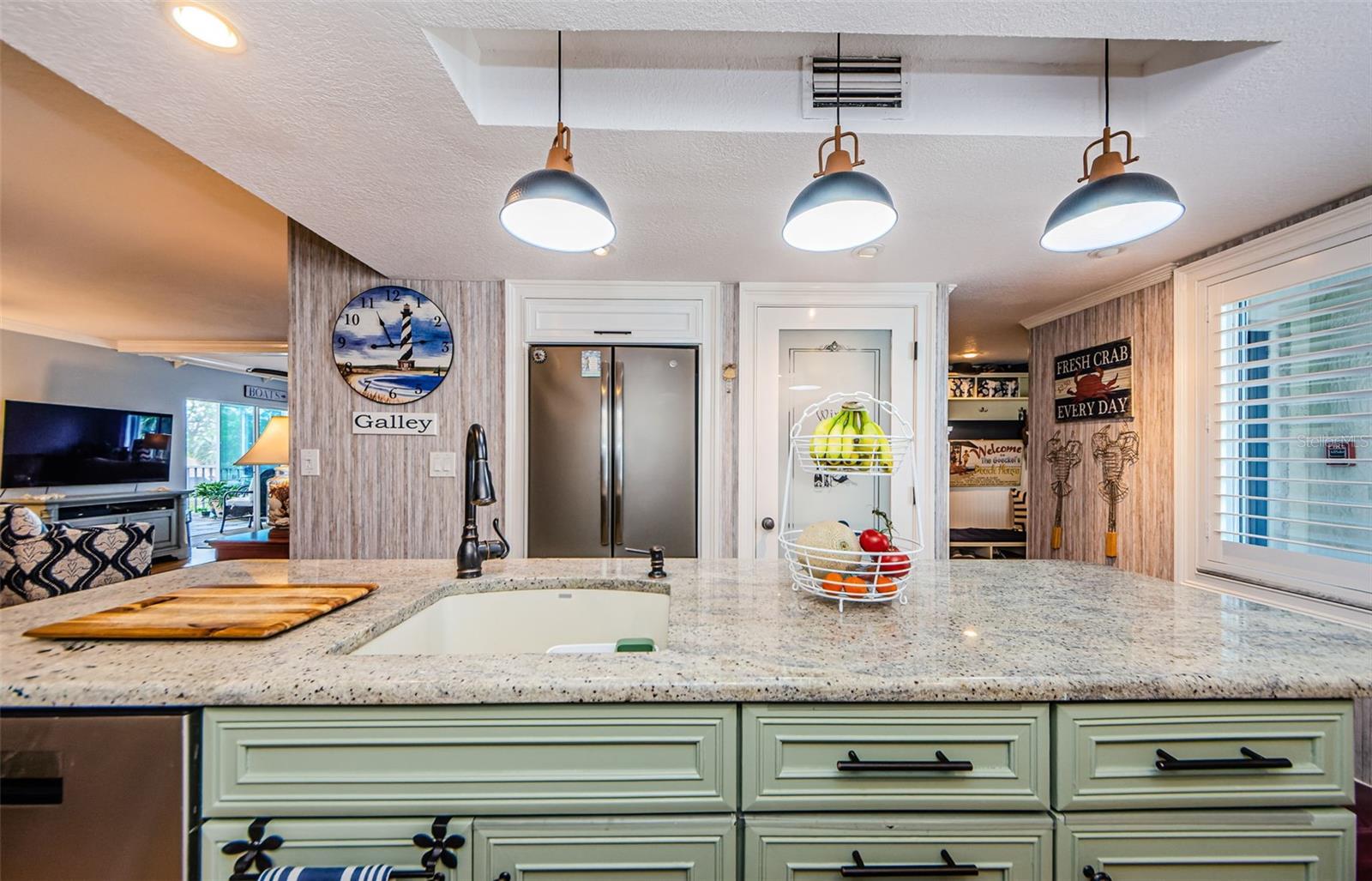 SAND PEBBLE POINTE CONDO 01 AMD 02 - Residential