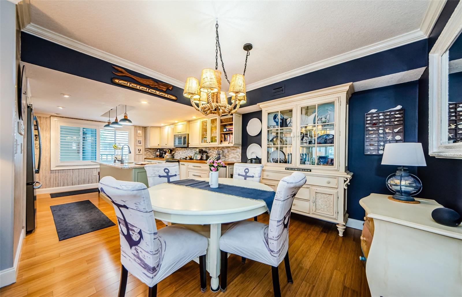 SAND PEBBLE POINTE CONDO 01 AMD 02 - Residential