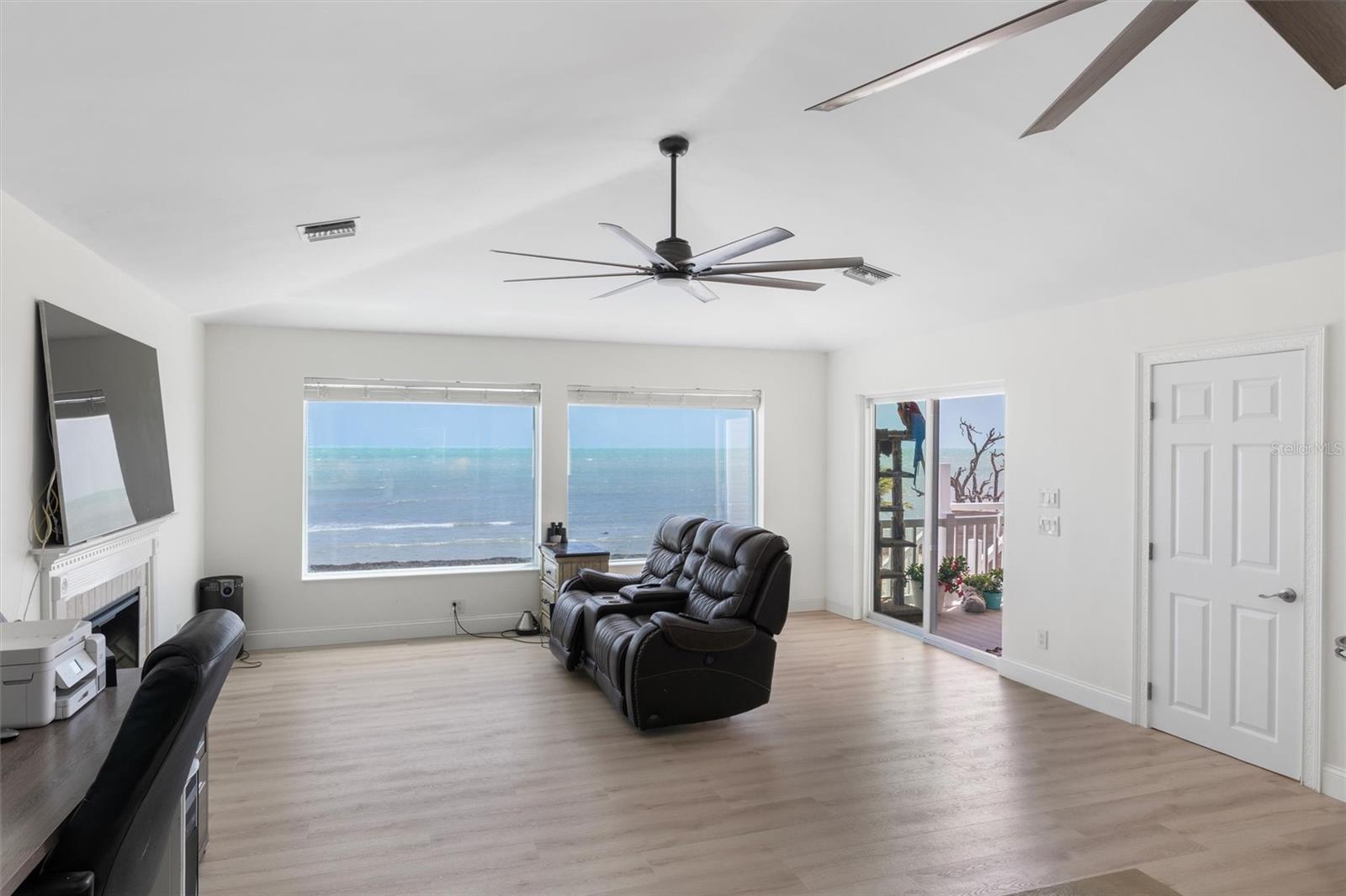 LONG BEACH ESTATES SEC B - Residential