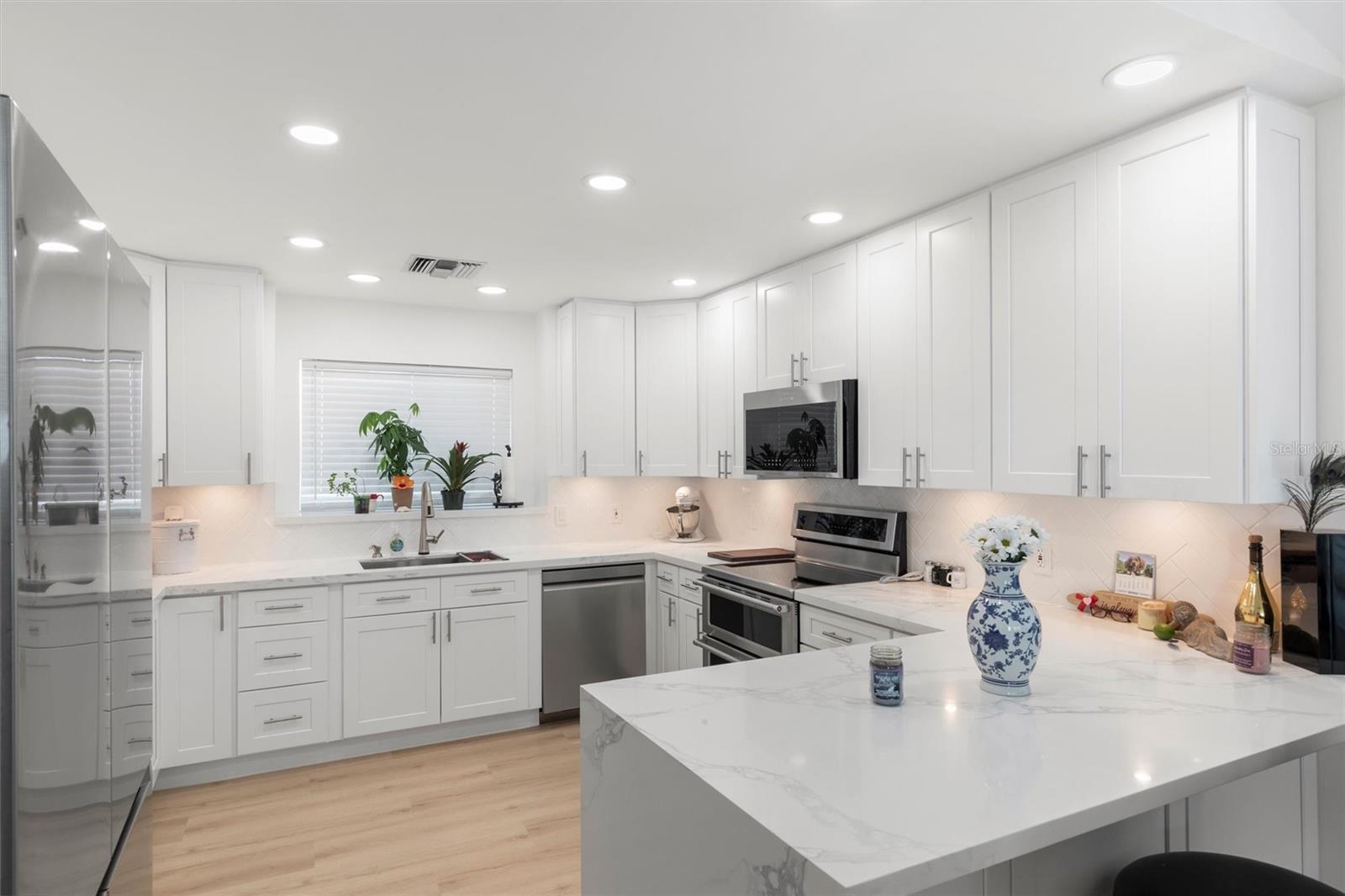 LONG BEACH ESTATES SEC B - Residential