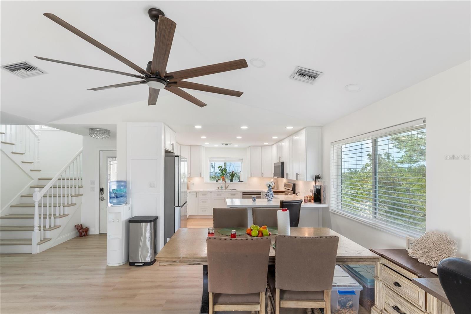 LONG BEACH ESTATES SEC B - Residential