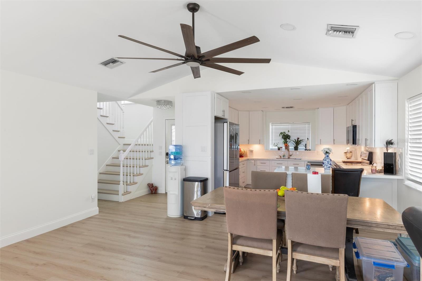 LONG BEACH ESTATES SEC B - Residential