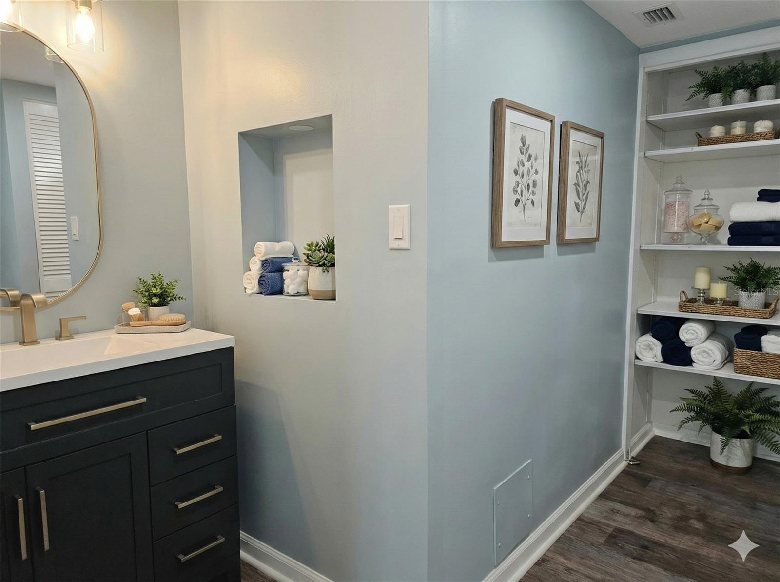 BAYSHORE DIPLOMAT A CONDOMINIUM - Residential Lease