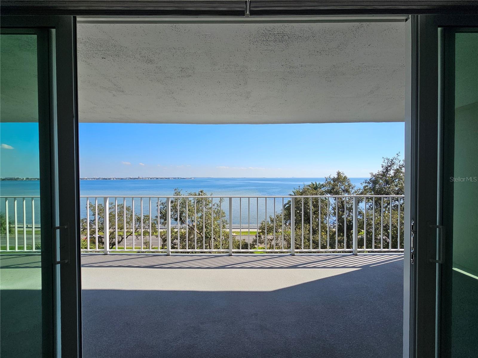 BAYSHORE DIPLOMAT A CONDOMINIUM - Residential Lease