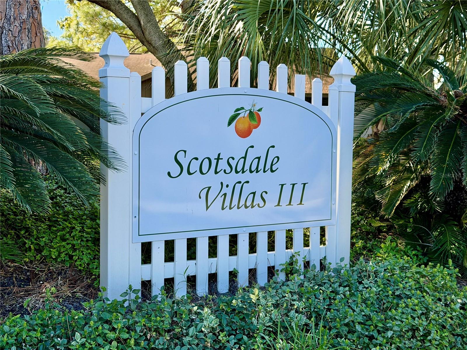 1114 CASTLEMAY CIRCLE