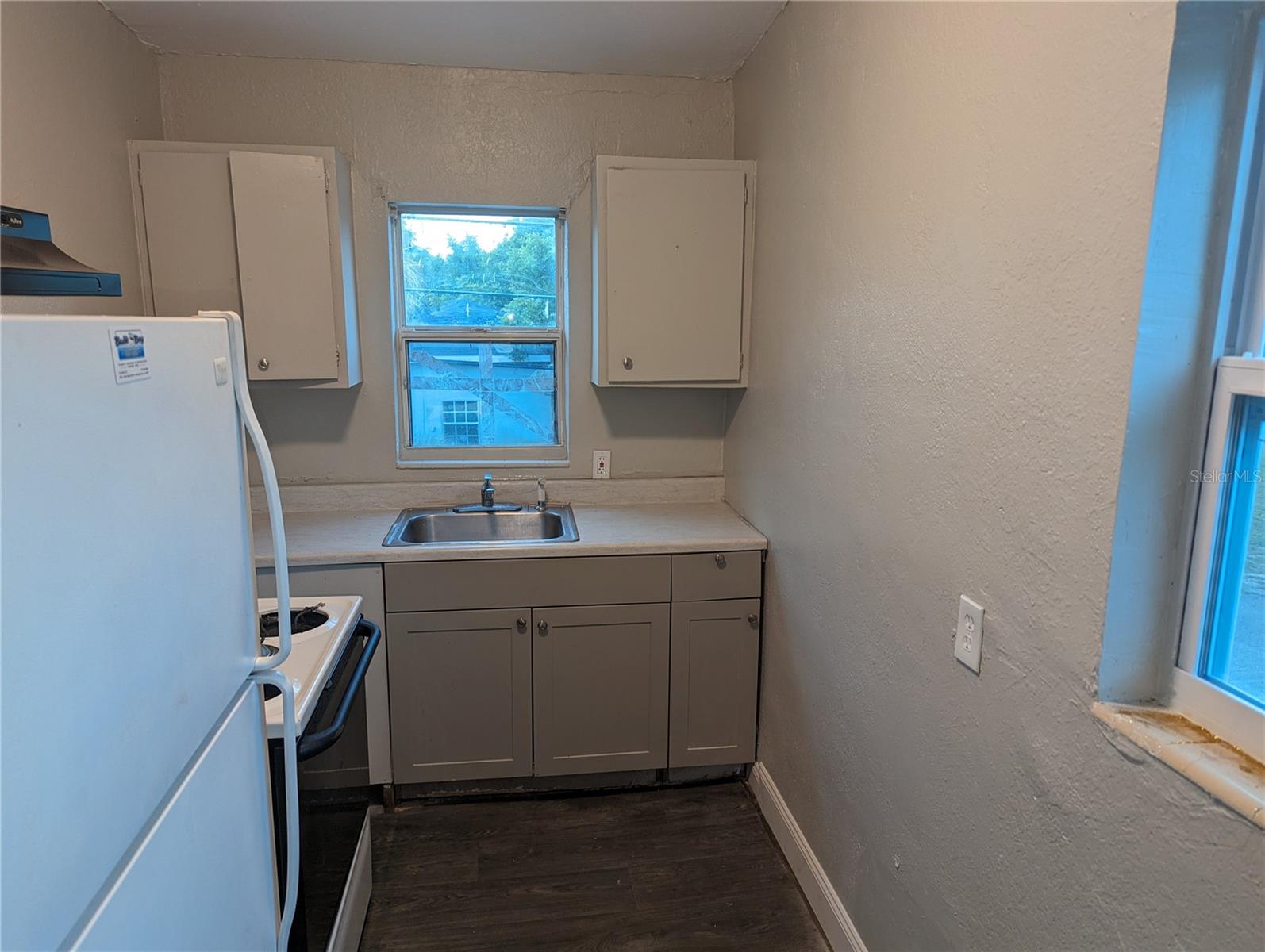 TANHURST SUB - Residential Lease