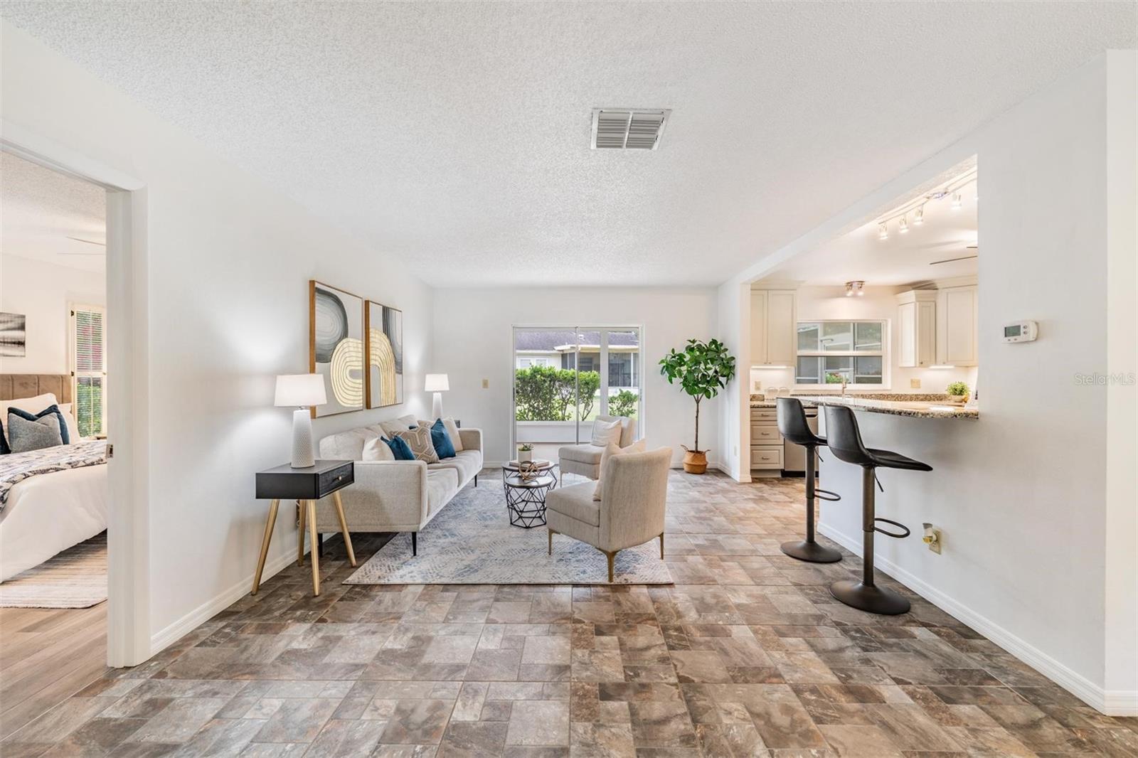 HIGHLAND LAKES - Residential