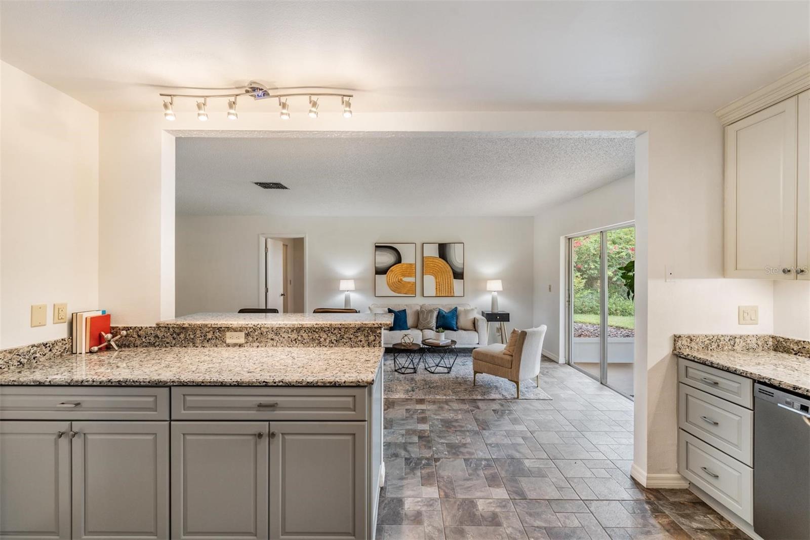 HIGHLAND LAKES - Residential