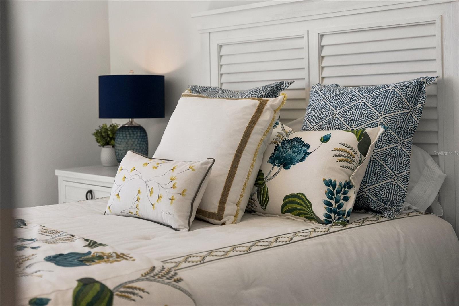 BAYSO SARASOTA - Residential