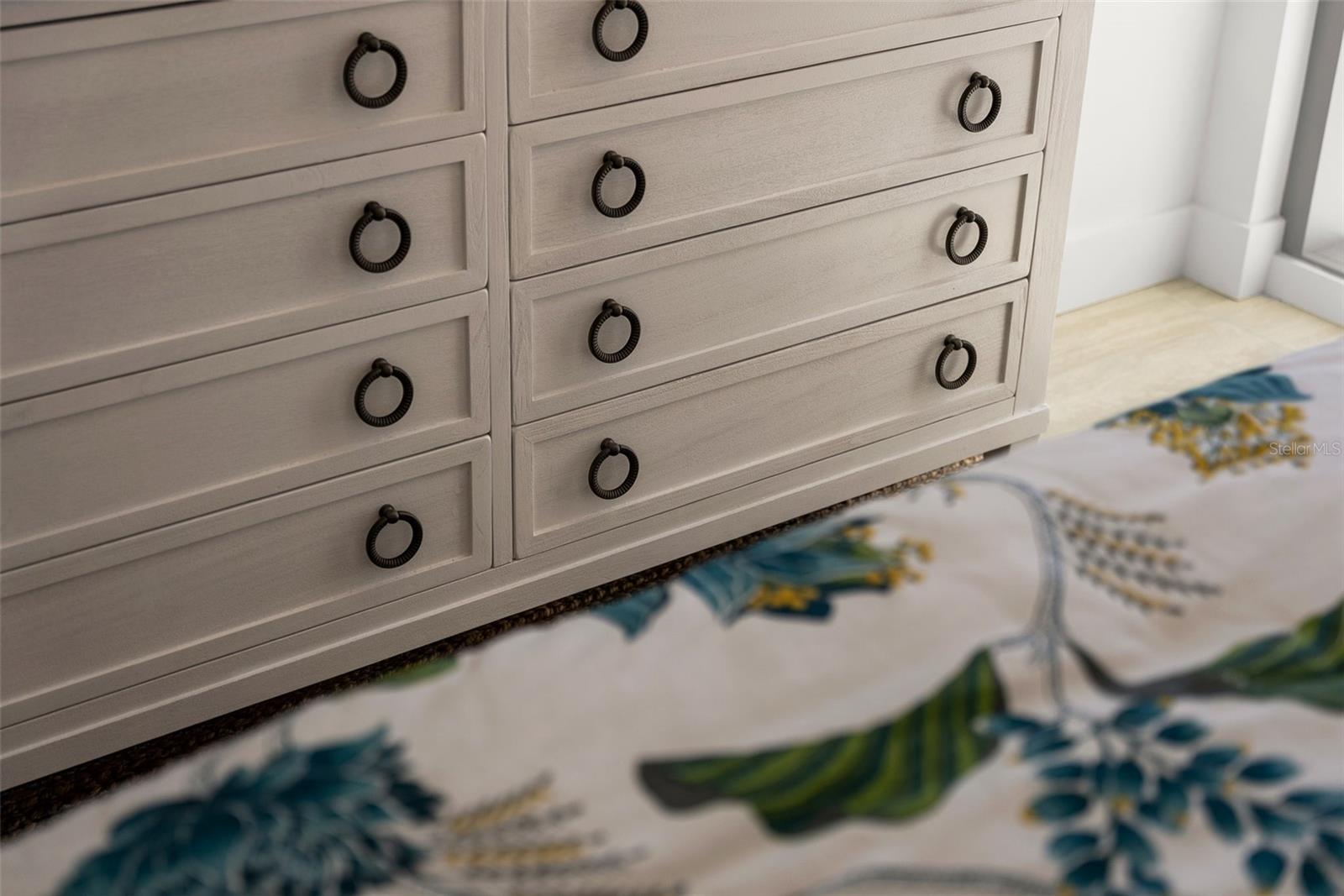 BAYSO SARASOTA - Residential