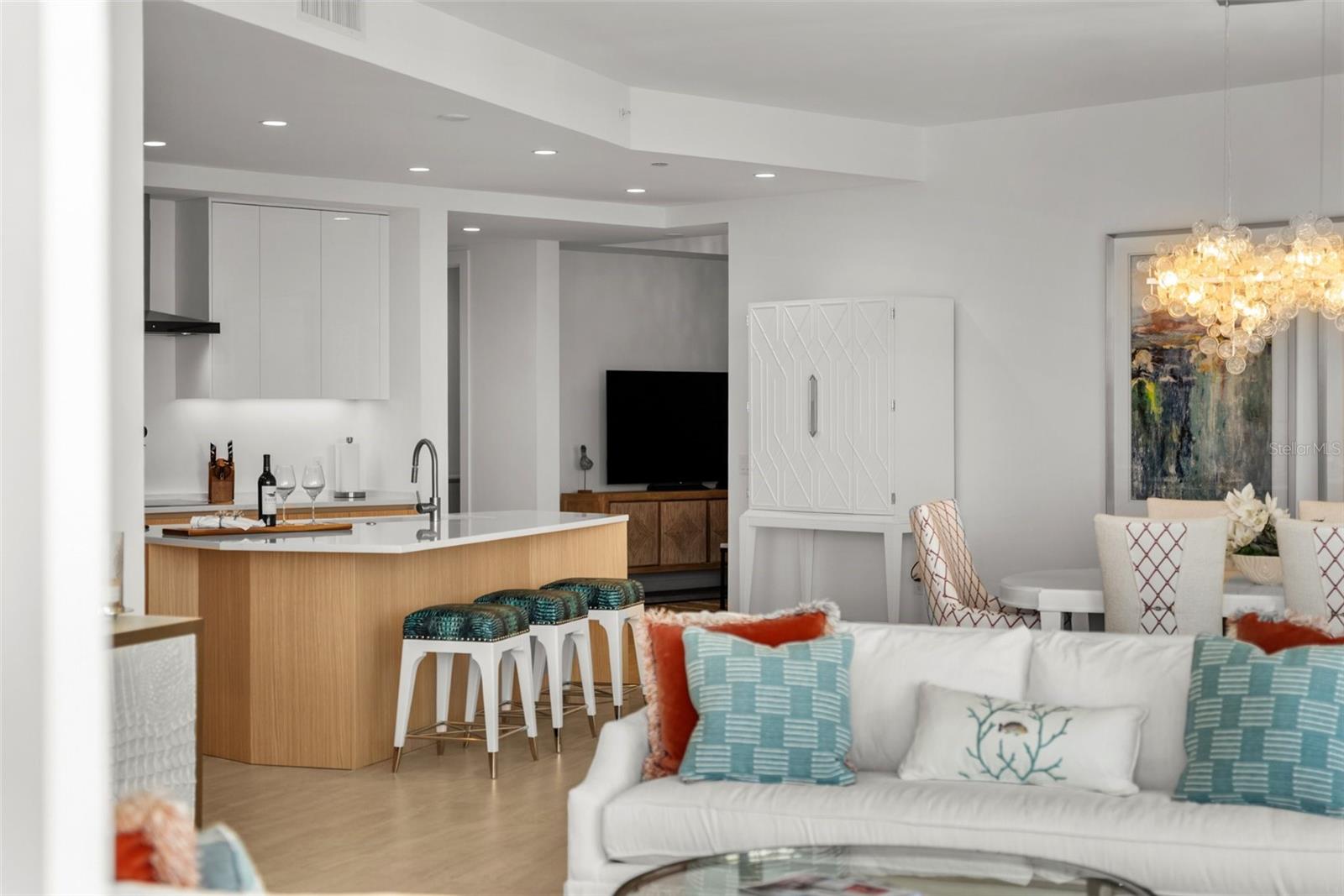 BAYSO SARASOTA - Residential