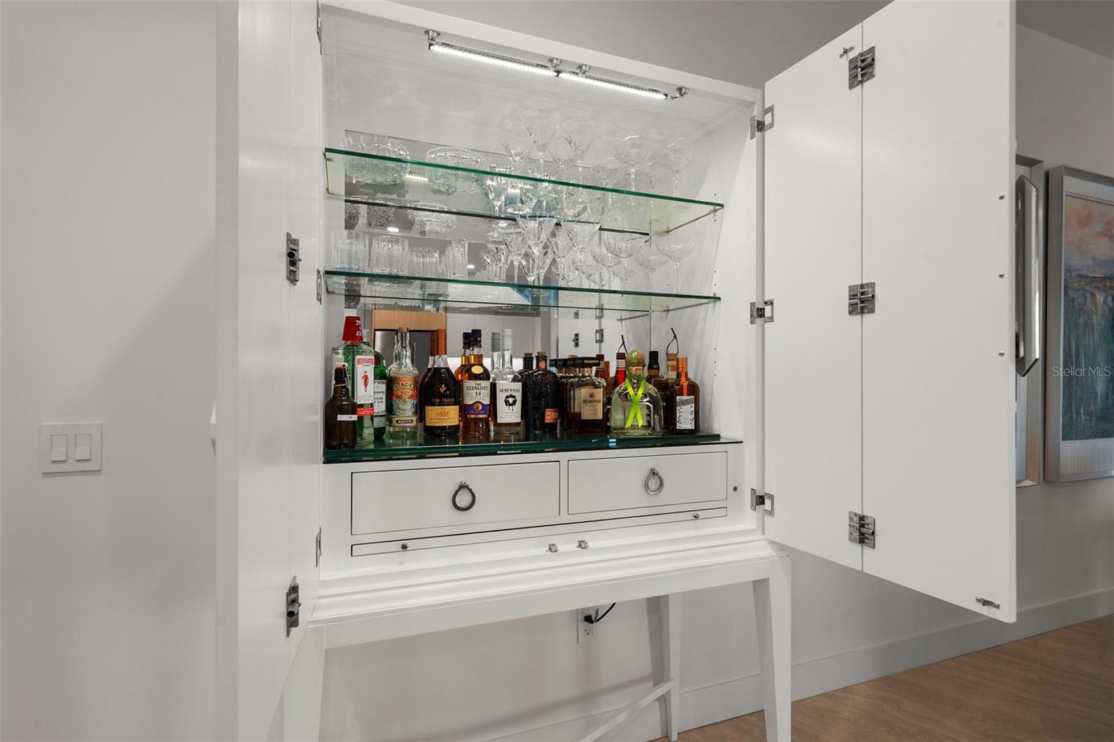 BAYSO SARASOTA - Residential