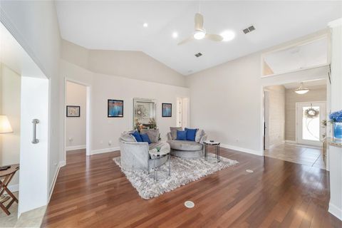 Tiny photo for 8942 SW 8th St, Ocala, FL 34481 (MLS # OM713920)