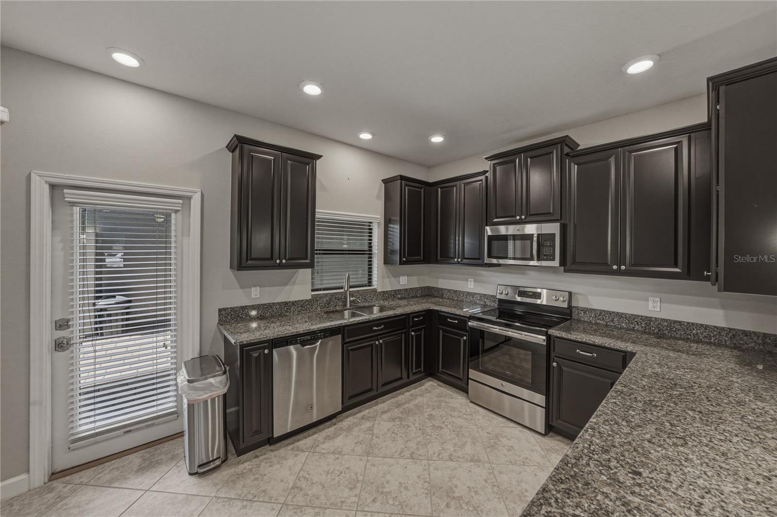 ARBORS/WIREGRASS RANCH - Residential