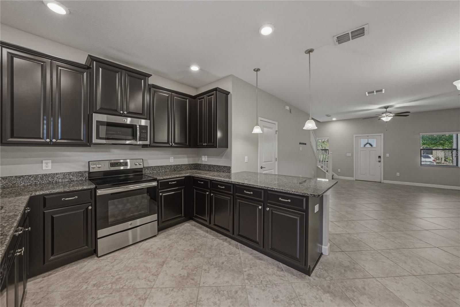 ARBORS/WIREGRASS RANCH - Residential