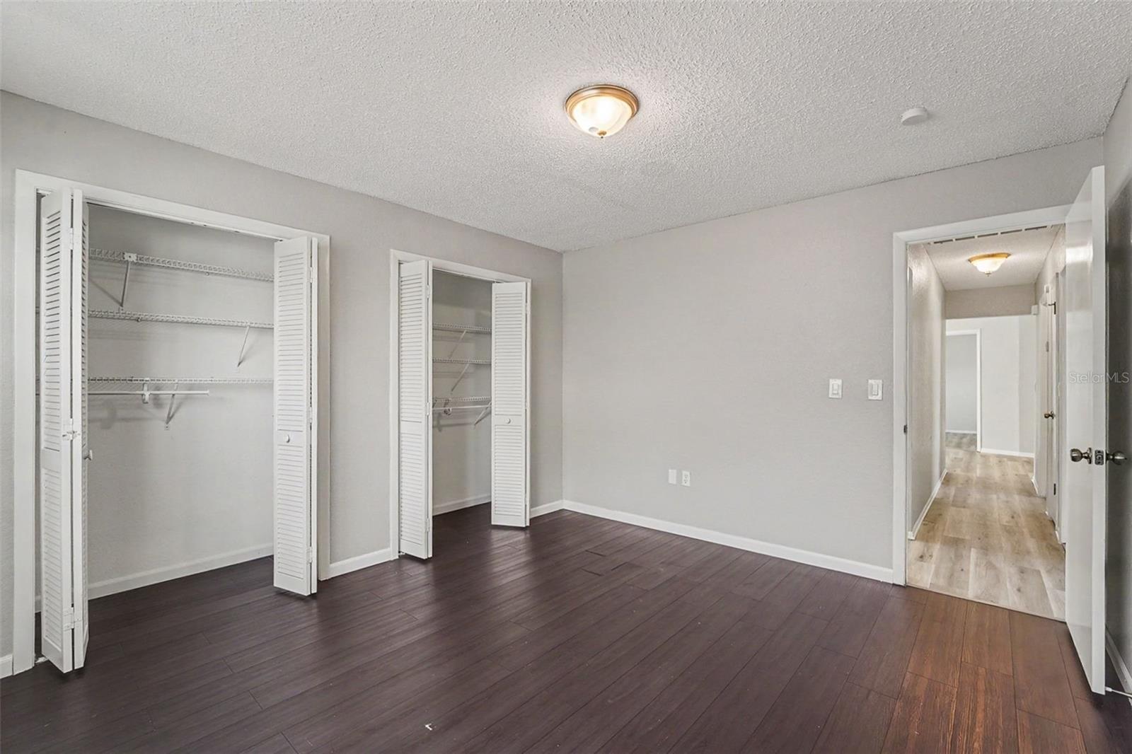 WOODRIDGE ESTATES A SUB - Residential