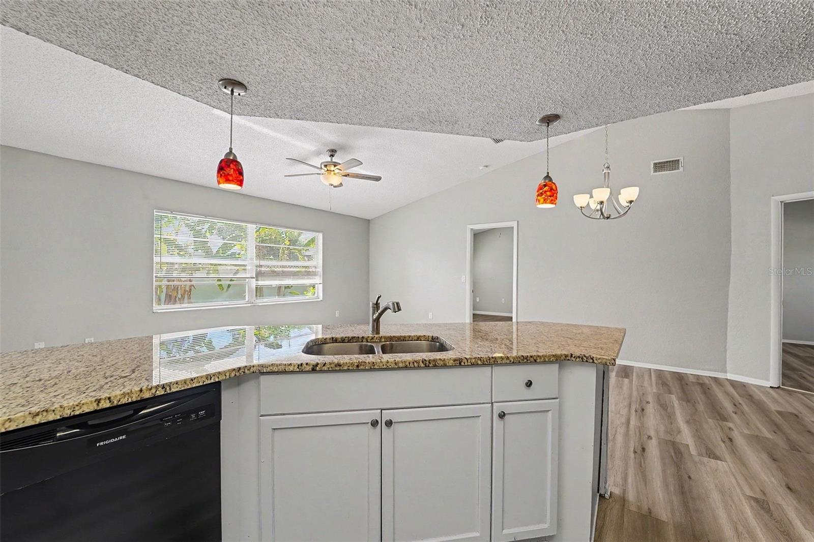 WOODRIDGE ESTATES A SUB - Residential
