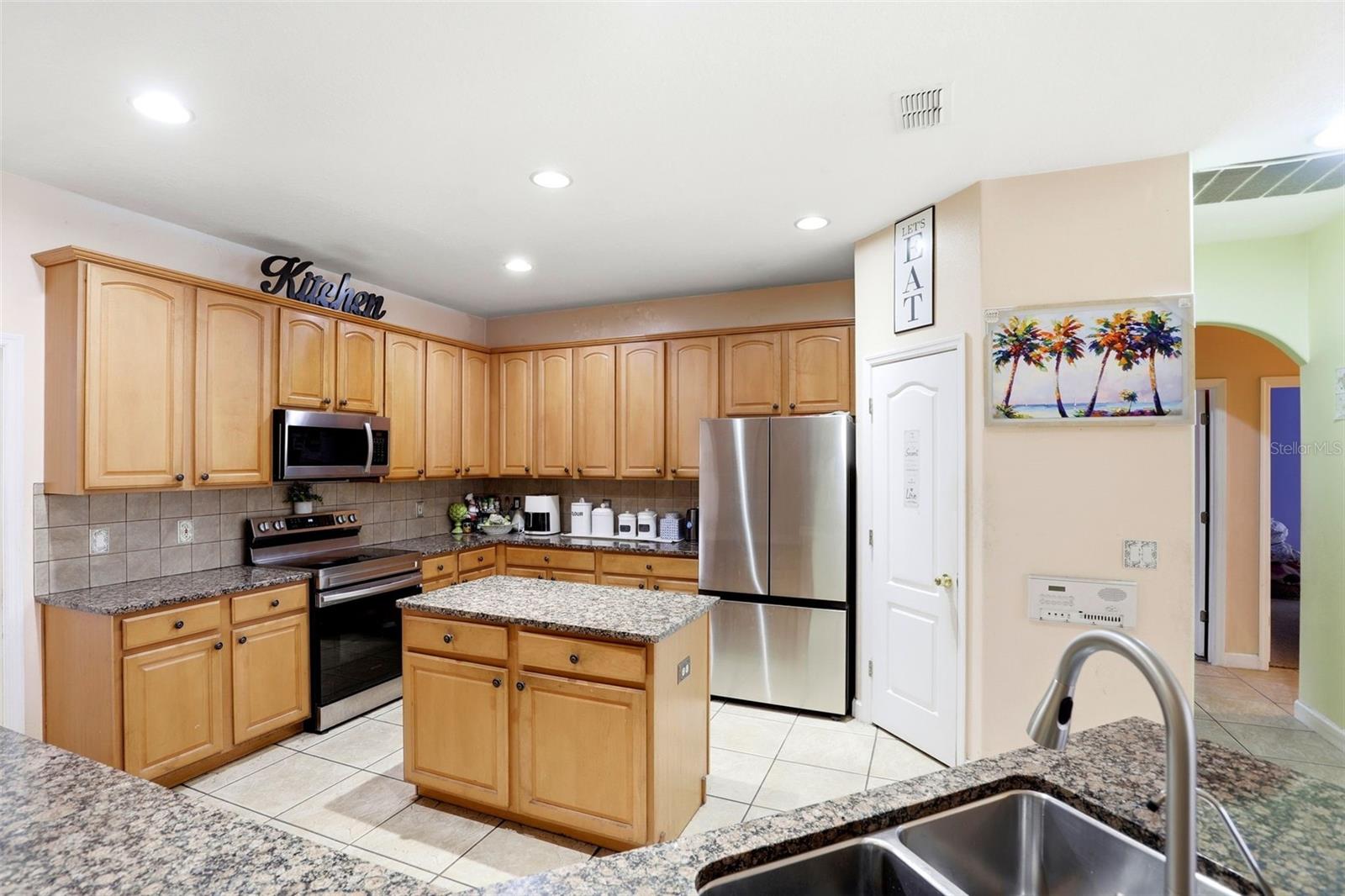 WESTOVER CLUB PH 01 44/139 - Residential