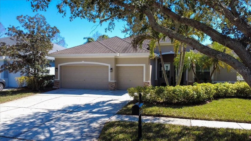 Photo of 10510 Chelmsford Way, Tampa, FL 33626 (MLS # TB8479059)