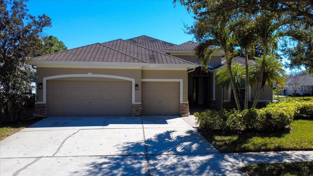 Photo of 10510 Chelmsford Way, Tampa, FL 33626 (MLS # TB8479059)