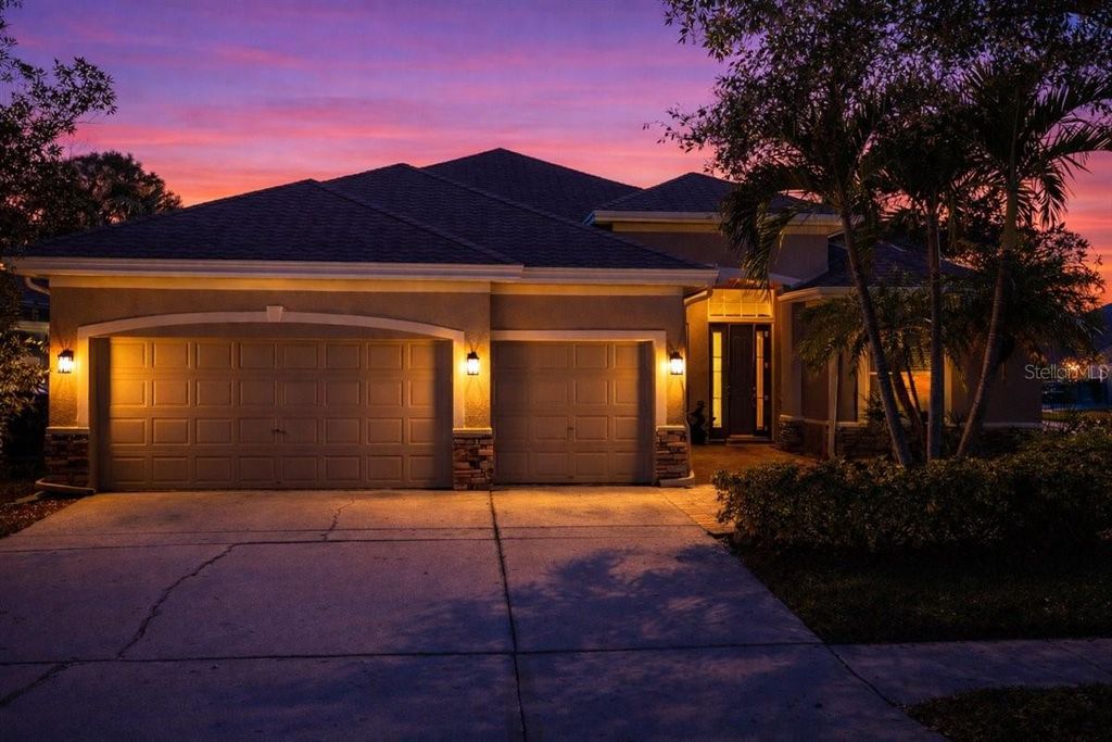 Photo of 10510 Chelmsford Way, Tampa, FL 33626 (MLS # TB8479059)