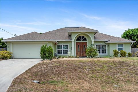 A home in NORTH PORT