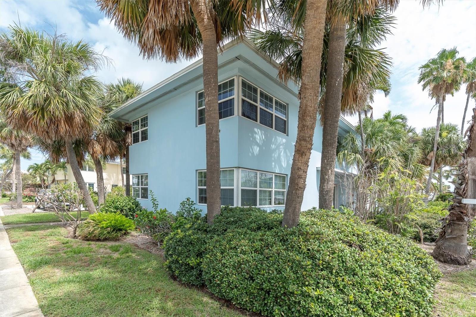 KEL-BREN CONDO - Residential Lease