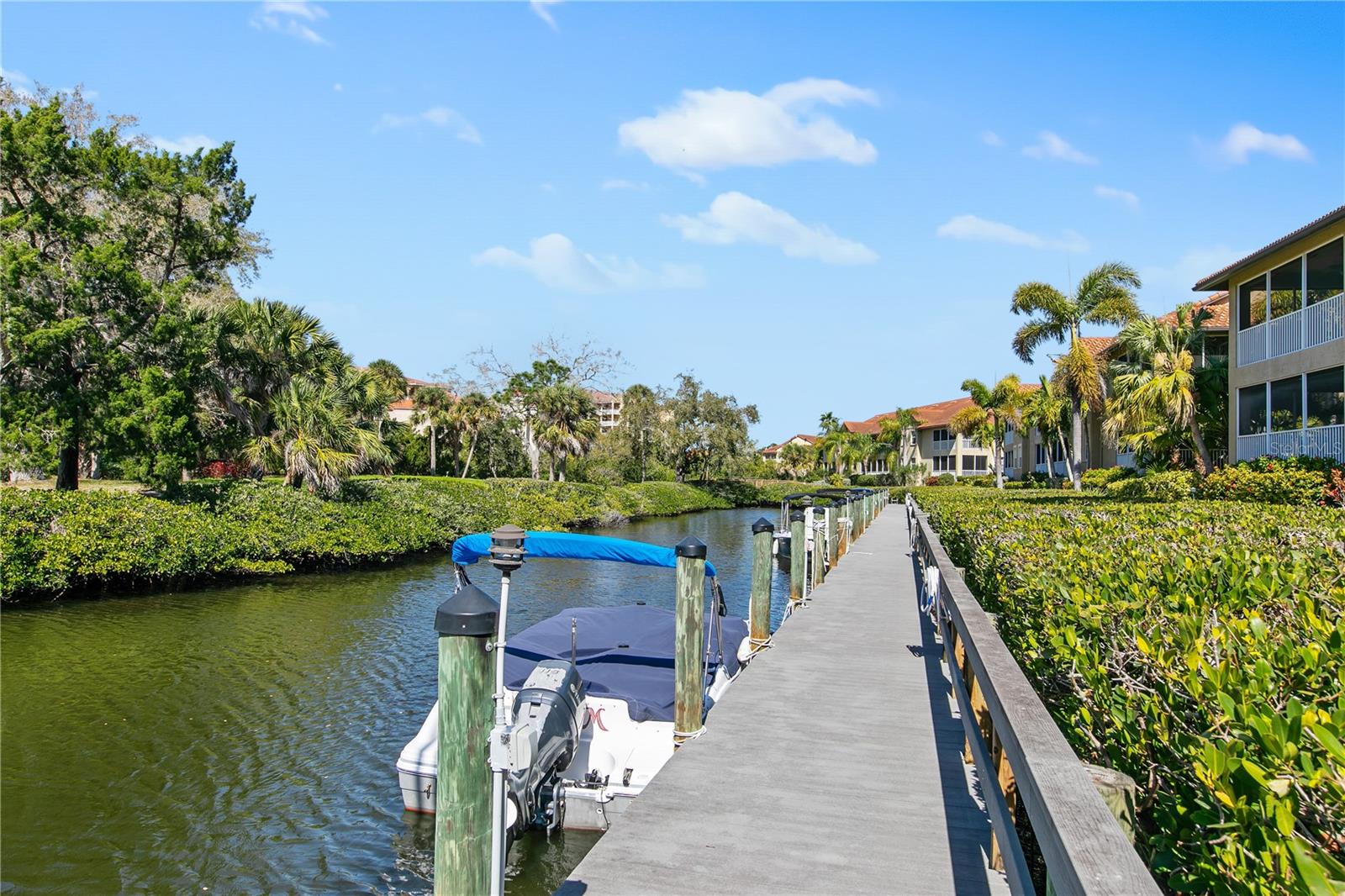 BLACKBURN HARBOR RESIDENCES - Residential