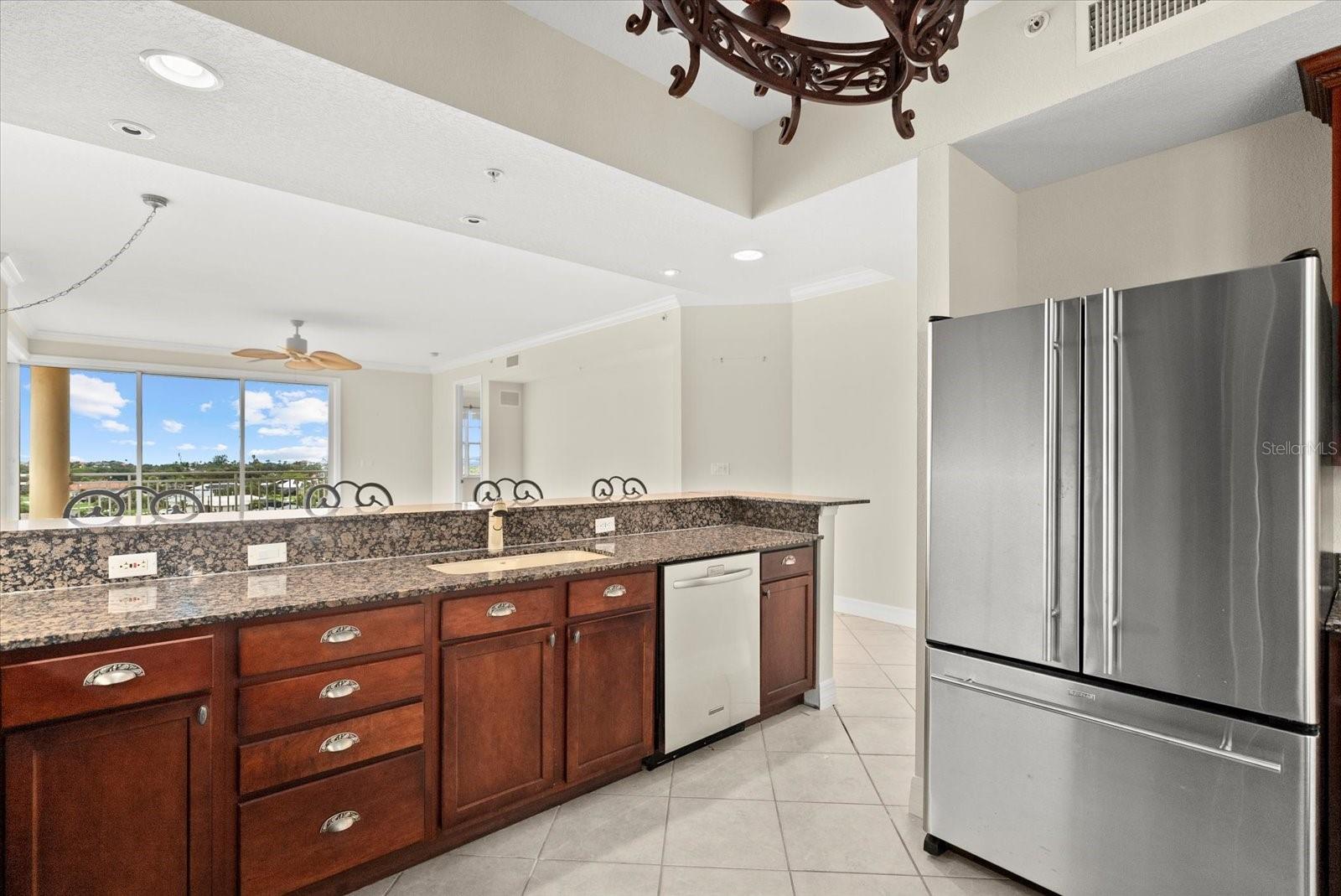 BLACKBURN HARBOR RESIDENCES - Residential