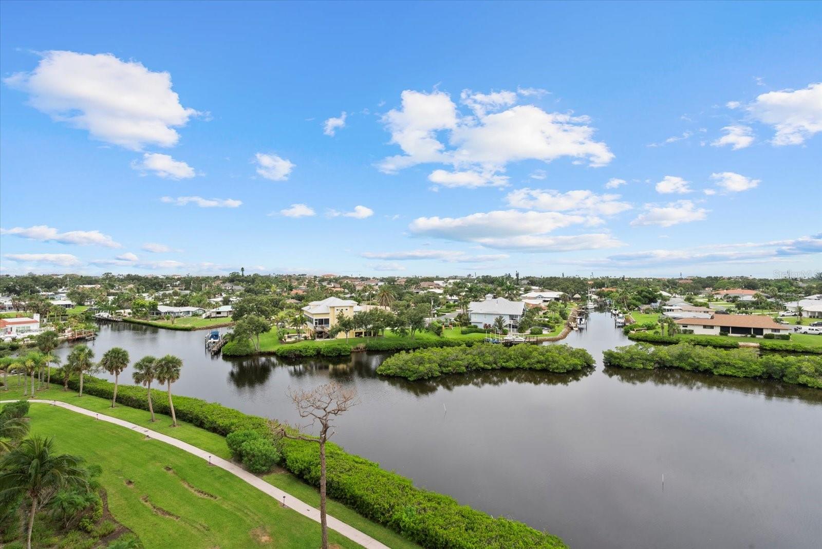 BLACKBURN HARBOR RESIDENCES - Residential