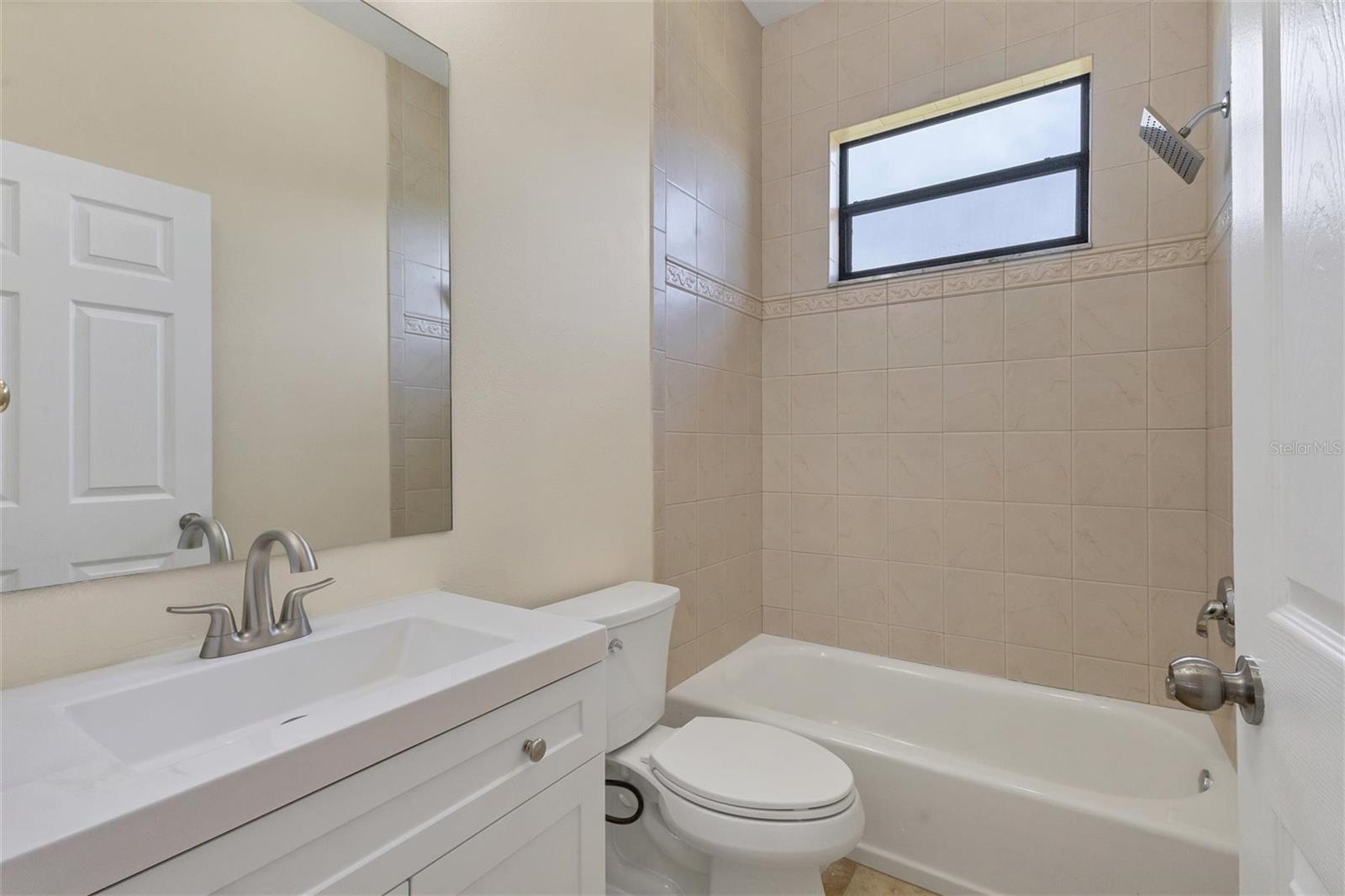 LAUREL MEADOWS - Residential