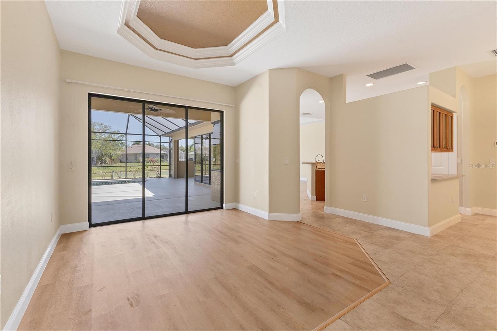 LAUREL MEADOWS - Residential