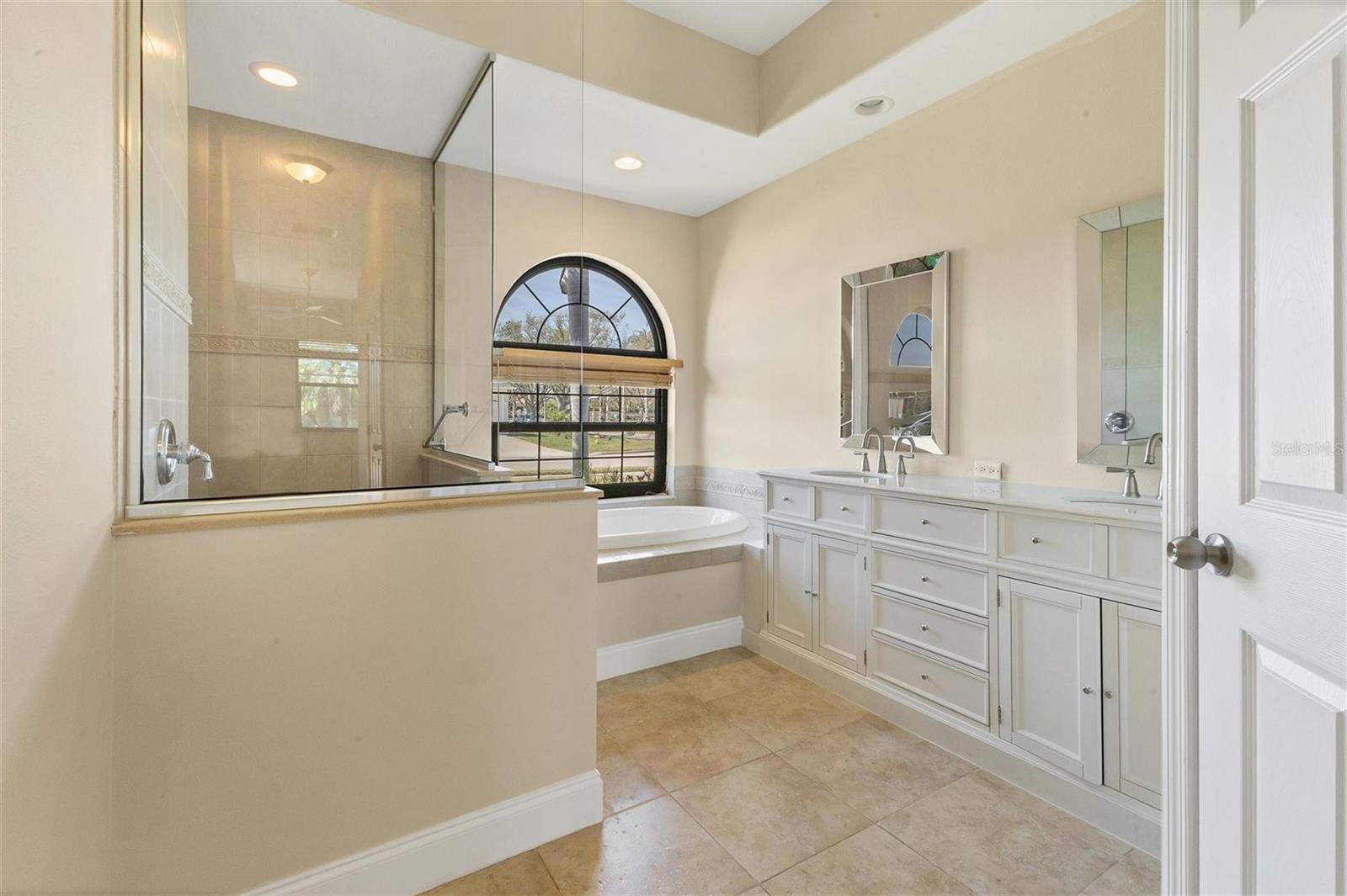 LAUREL MEADOWS - Residential