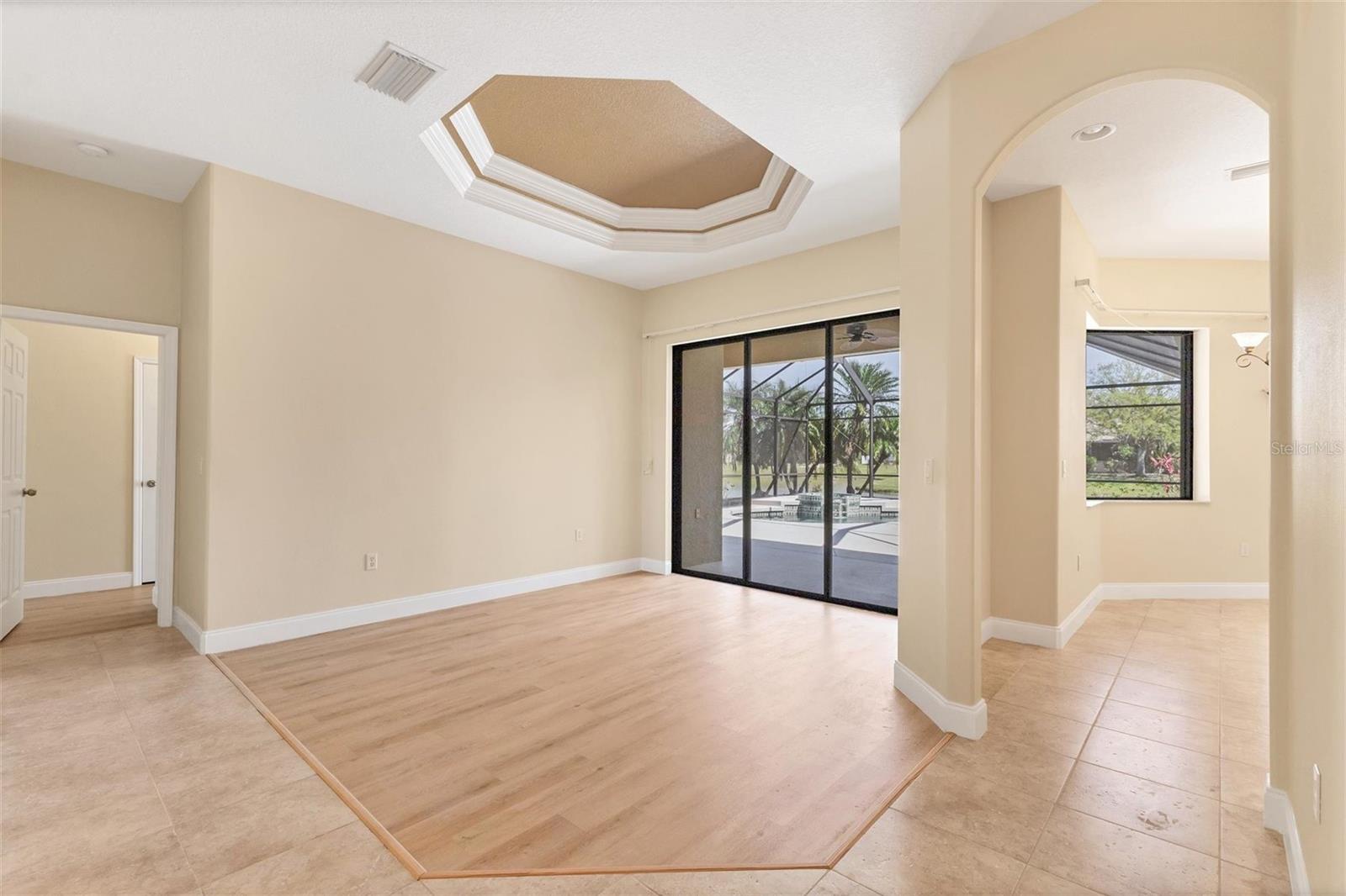 LAUREL MEADOWS - Residential