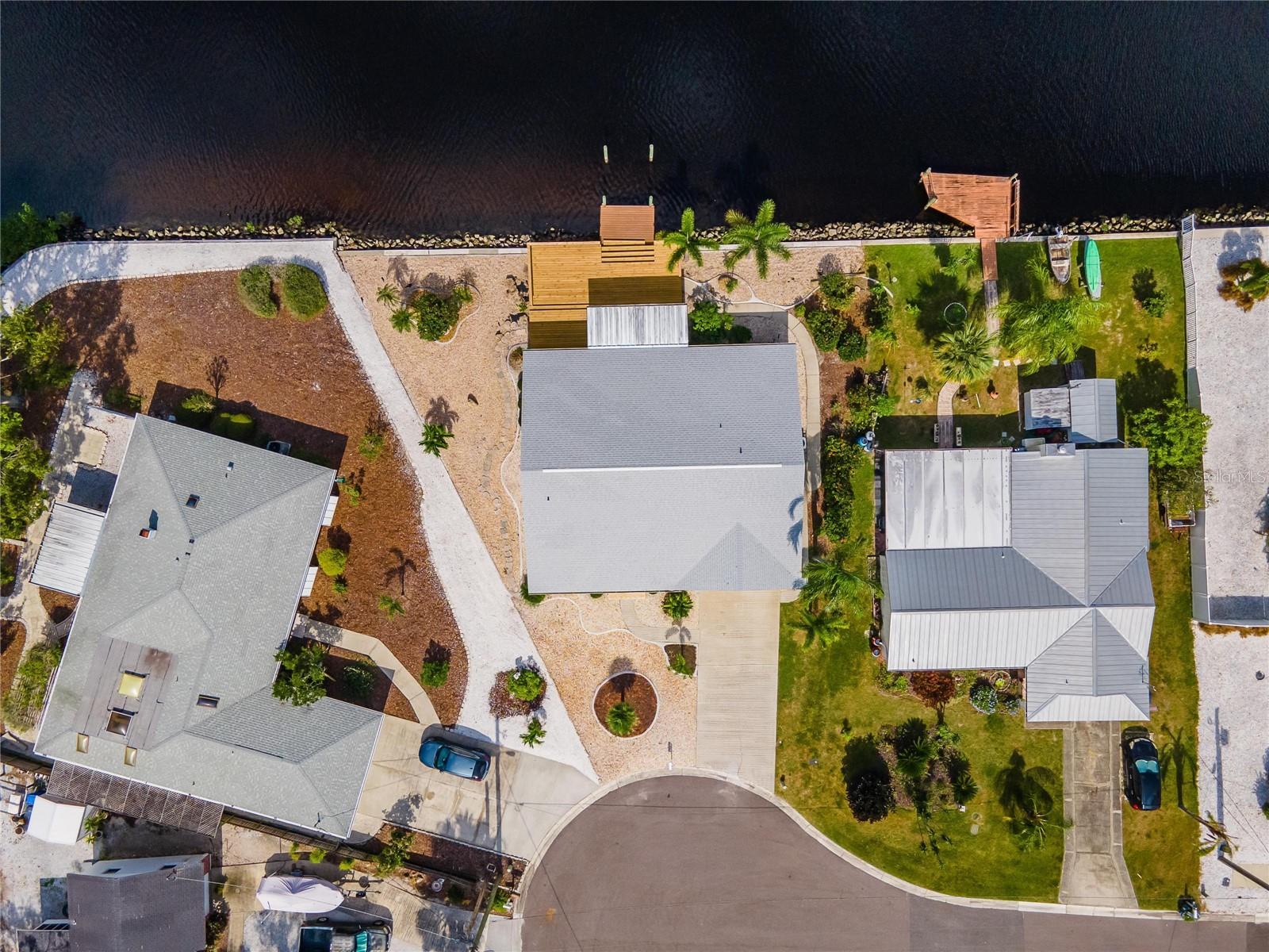 KIMS COVE - Residential